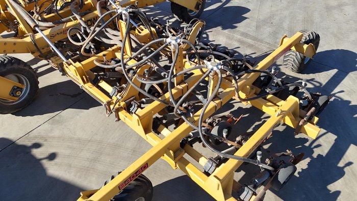 0 Morris 8336 Air Seeder + Serafin Ultisow 12m Disc Seeder 48 Row (Available Together or Separate)