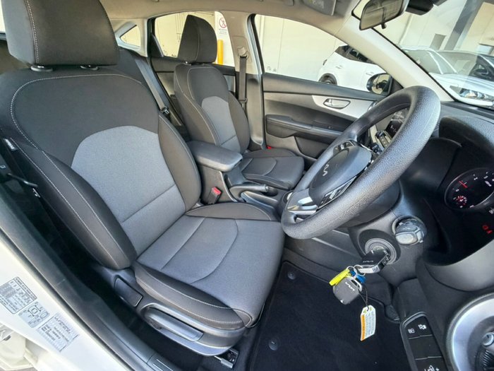 2024 Kia Cerato S