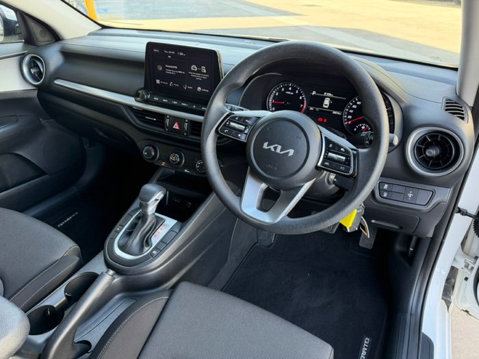 2024 Kia Cerato S