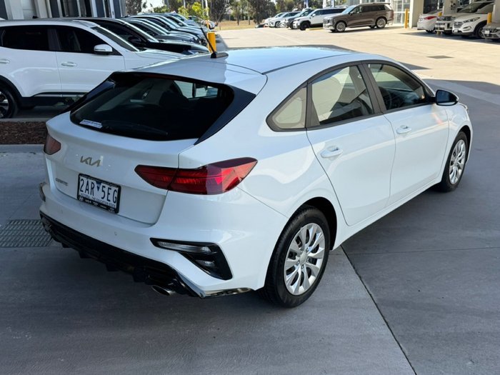 2024 Kia Cerato S
