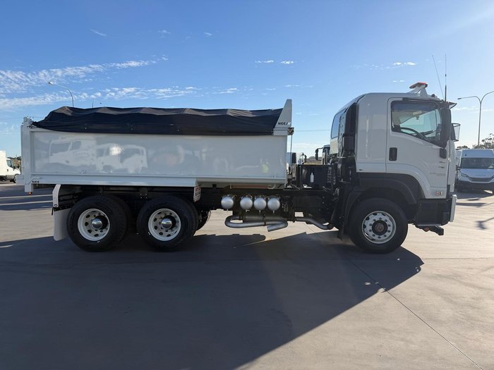 2022 Isuzu F Series FXZ240-350