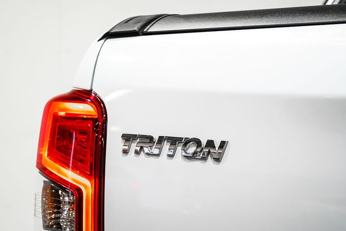 2022 Mitsubishi Triton GSR