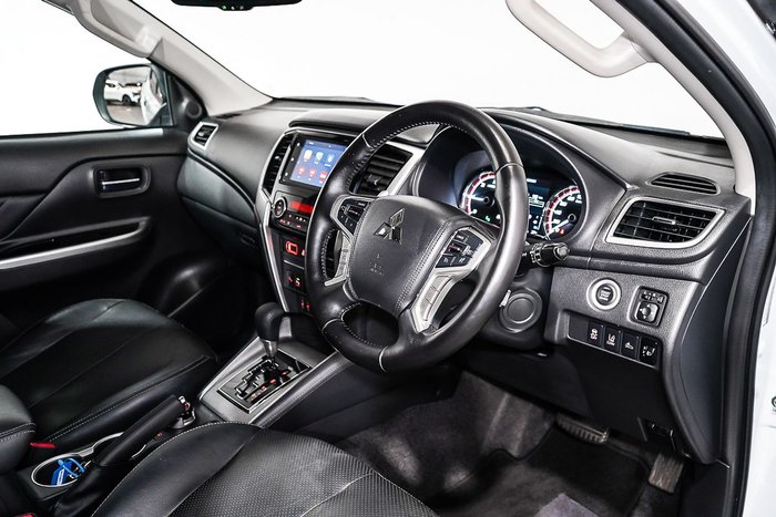 2022 Mitsubishi Triton GSR