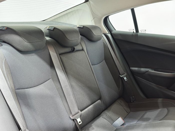 2018 Holden Astra LS