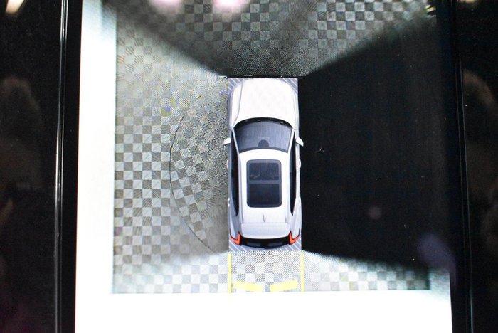 2023 Volvo XC40 Ultimate B4 Bright