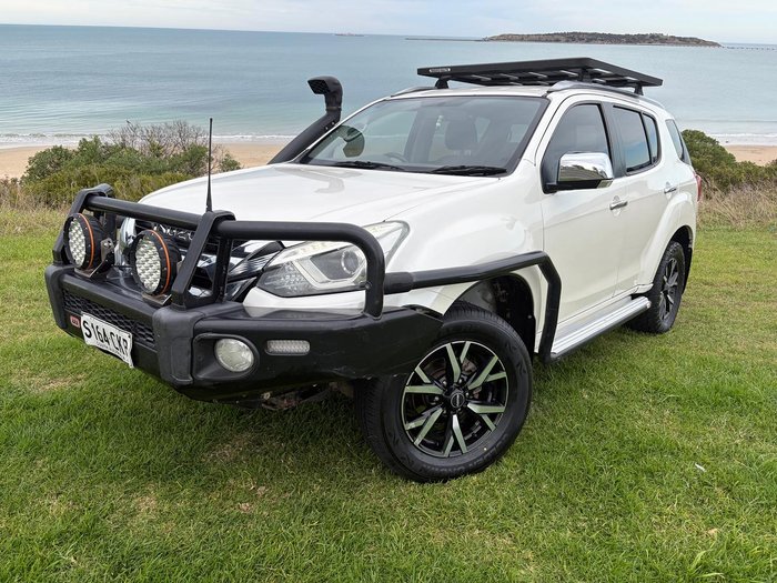 2021 Isuzu MU-X LS-T