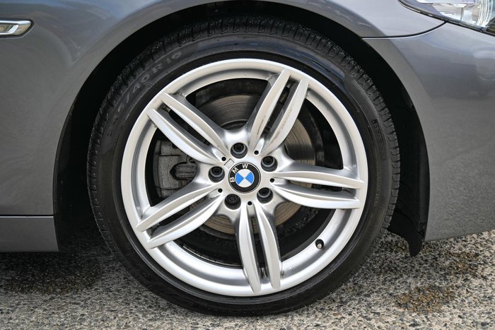 2015 BMW 5 Series 520i M Sport