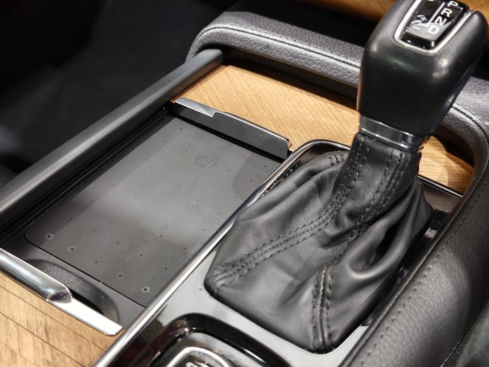 2021 Volvo XC90 D5 Momentum