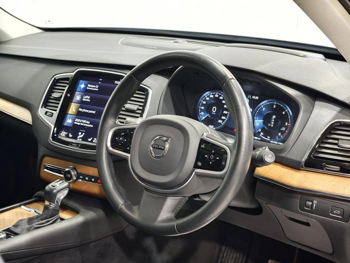 2021 Volvo XC90 D5 Momentum