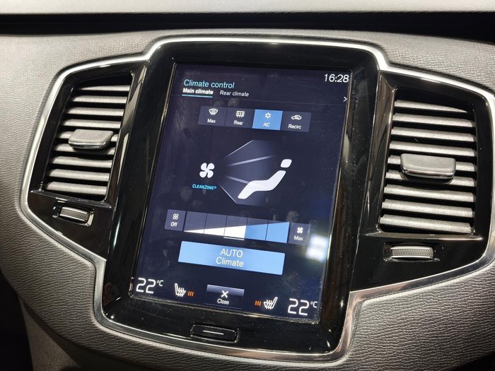 2021 Volvo XC90 D5 Momentum