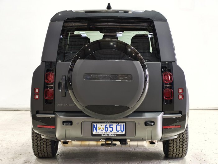 2025 Land Rover Defender 130 P400 Outbound L663 MY25.5 AWD Carpathian Grey
