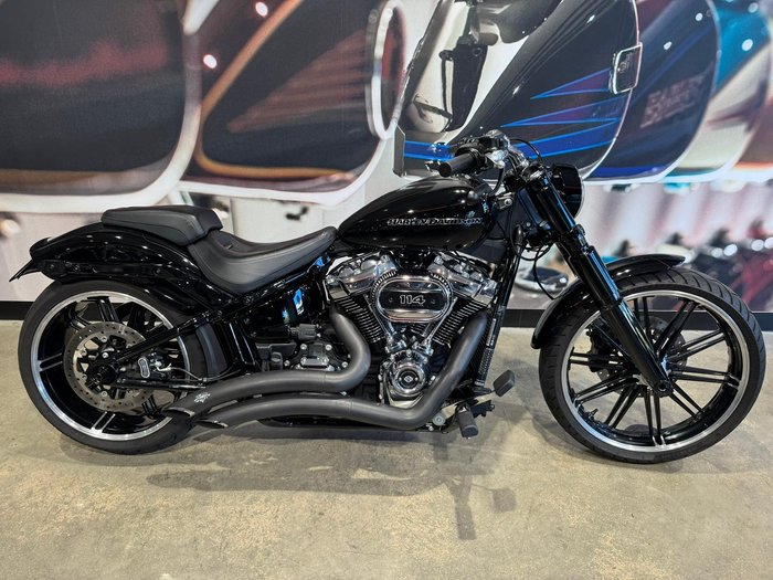 2018 Harley-Davidson Breakout 114 (FXBRS) Softail Black
