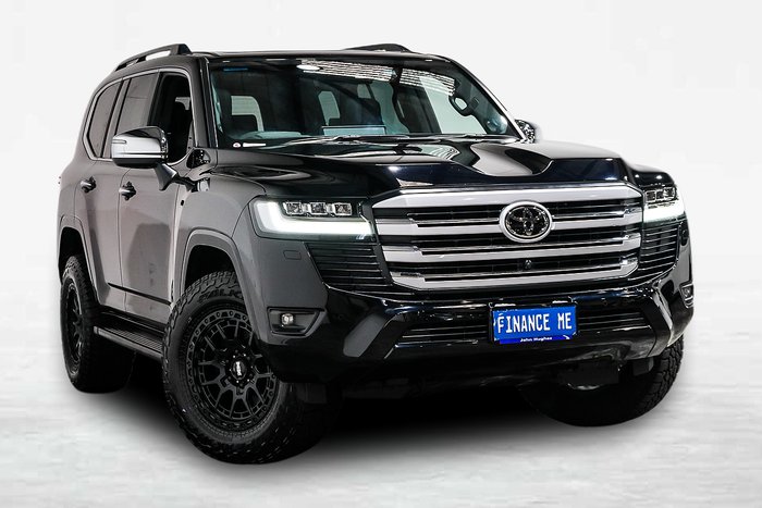 2024 Toyota Landcruiser Sahara