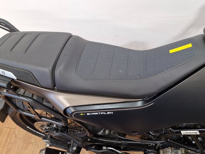 2022 Husqvarna SVARTPILEN 401 GREY