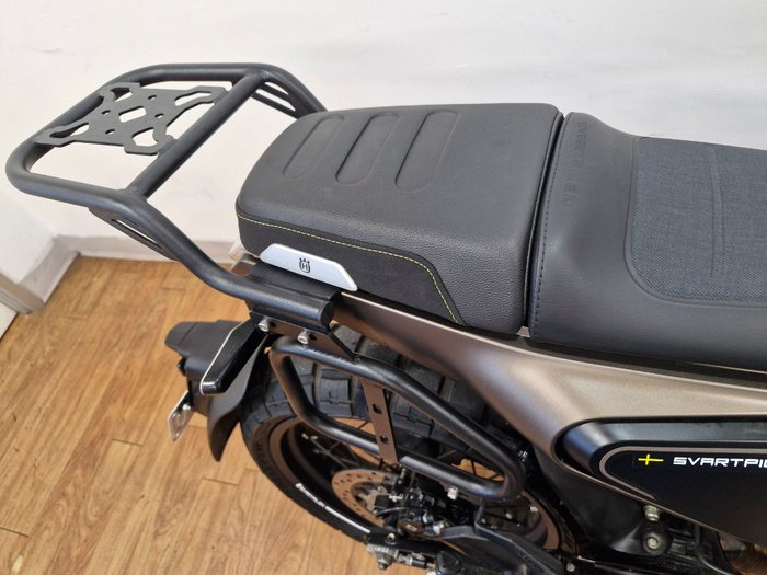 2022 Husqvarna SVARTPILEN 401 GREY