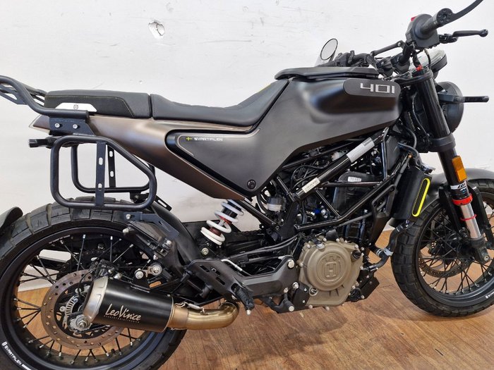 2022 Husqvarna SVARTPILEN 401 GREY