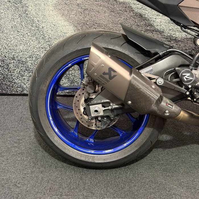 2015 Yamaha YZF-R1 Blue