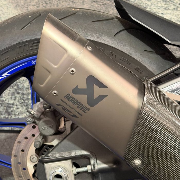 2015 Yamaha YZF-R1 Blue