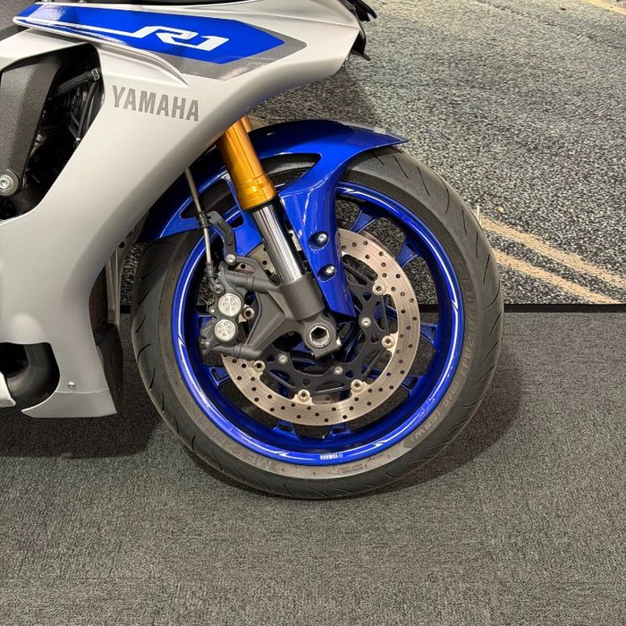 2015 Yamaha YZF-R1 Blue