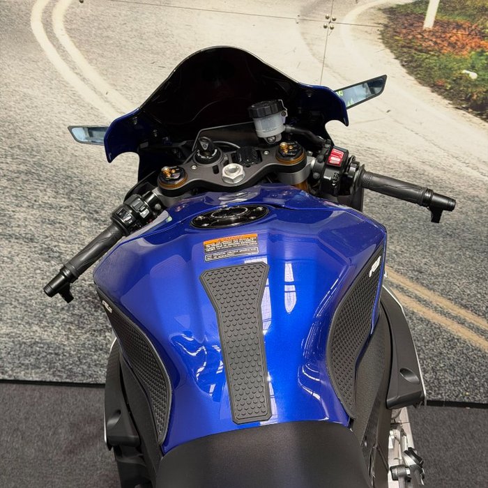 2015 Yamaha YZF-R1 Blue