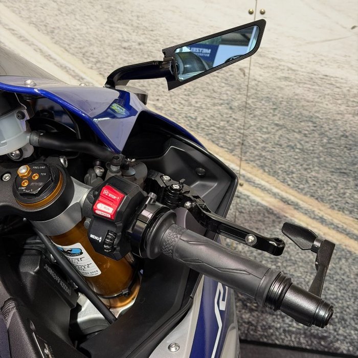2015 Yamaha YZF-R1 Blue