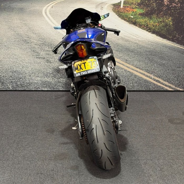 2015 Yamaha YZF-R1 Blue