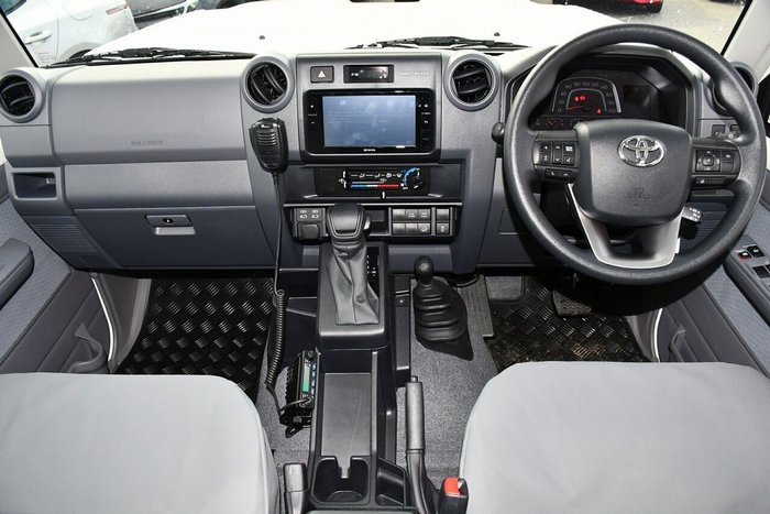 2025 Toyota Landcruiser GXL