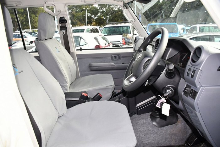 2025 Toyota Landcruiser GXL