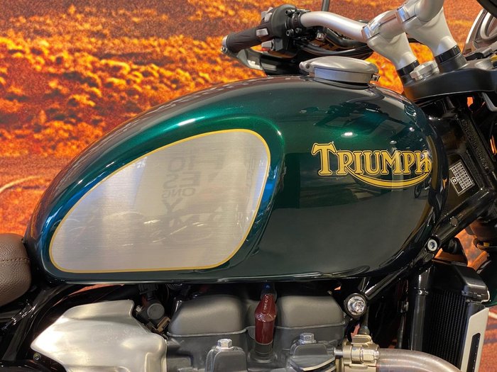 2021 Triumph Scrambler 1200 Steve McQueen Edition Scrambler Green