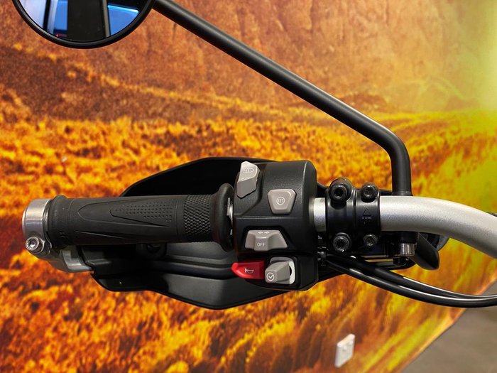 2021 Triumph Scrambler 1200 Steve McQueen Edition Scrambler Green