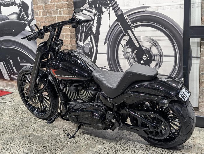 2024 Harley-Davidson Breakout 117 (FXBR) Softail Black