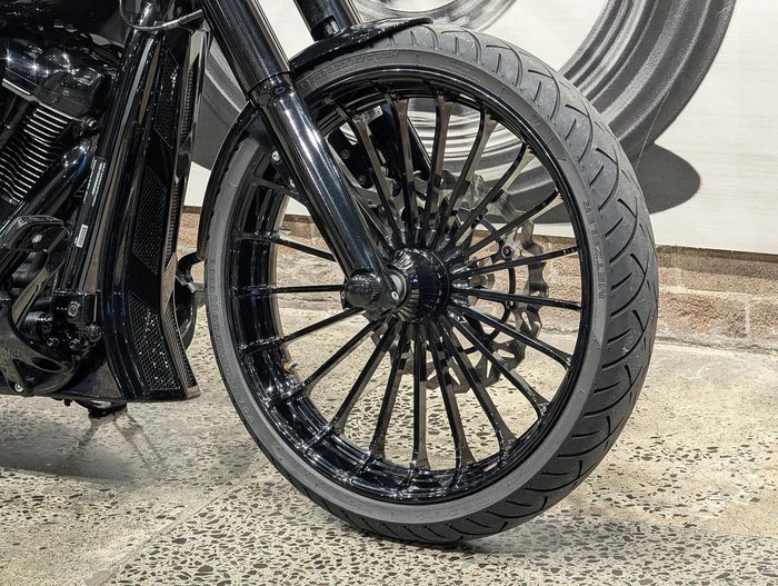 2024 Harley-Davidson Breakout 117 (FXBR) Softail Black