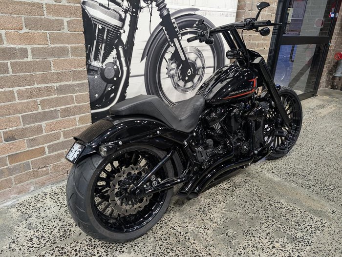 2024 Harley-Davidson Breakout 117 (FXBR) Softail Black