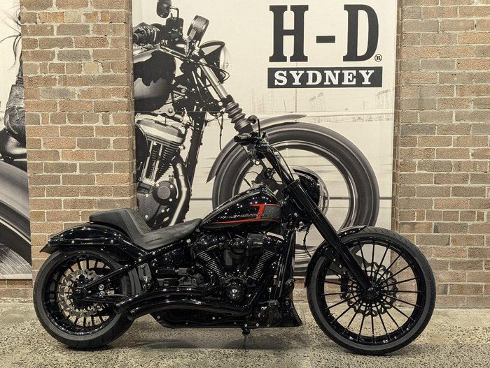 2024 Harley-Davidson Breakout 117 (FXBR) Softail Black