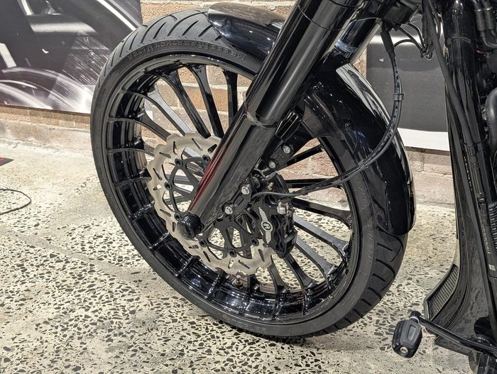 2024 Harley-Davidson Breakout 117 (FXBR) Softail Black