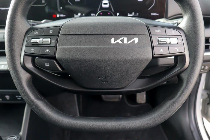 2025 Kia K4 S