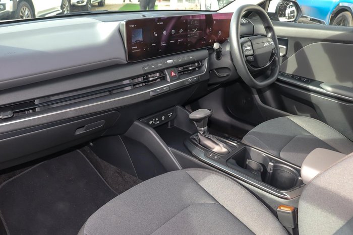 2025 Kia K4 S