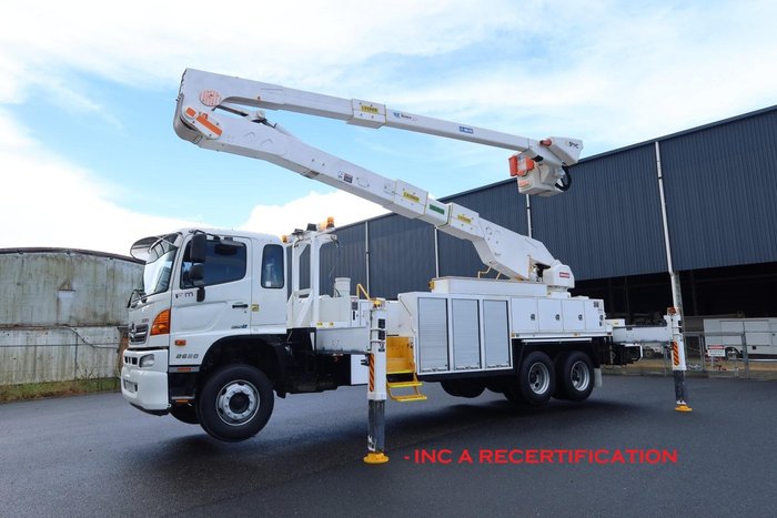 2014 Hino 500 Series