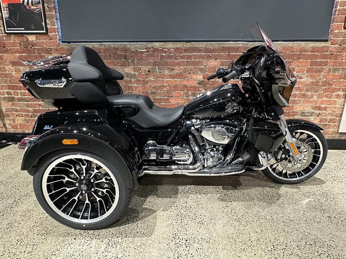 Harley-Davidson Street Glide 3 (FLHLT) Trike