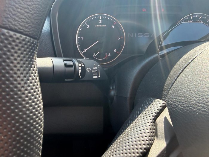 2026 Nissan Navara SL
