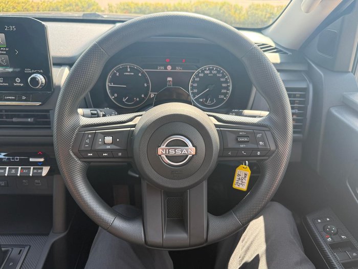 2026 Nissan Navara SL
