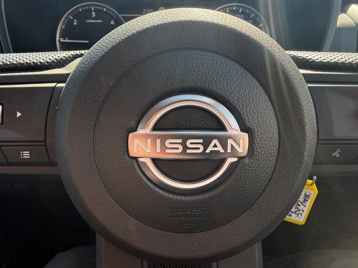 2026 Nissan Navara SL