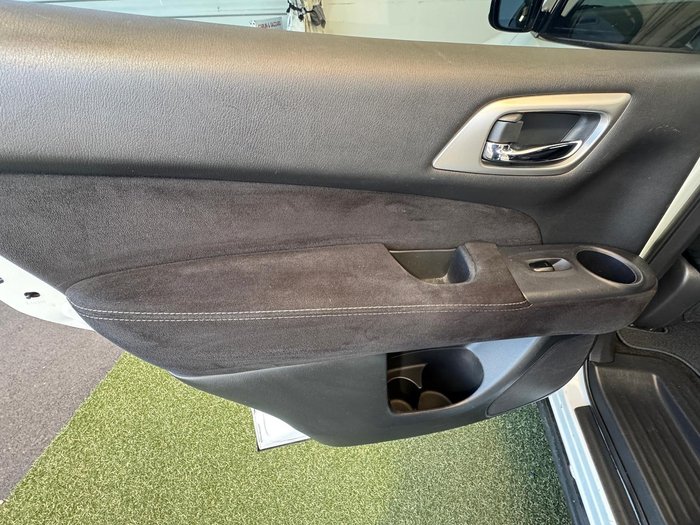 2015 Nissan Pathfinder ST