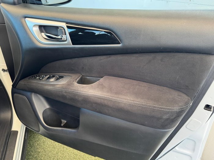 2015 Nissan Pathfinder ST