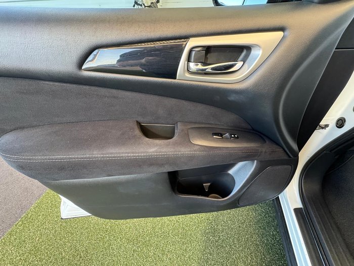 2015 Nissan Pathfinder ST