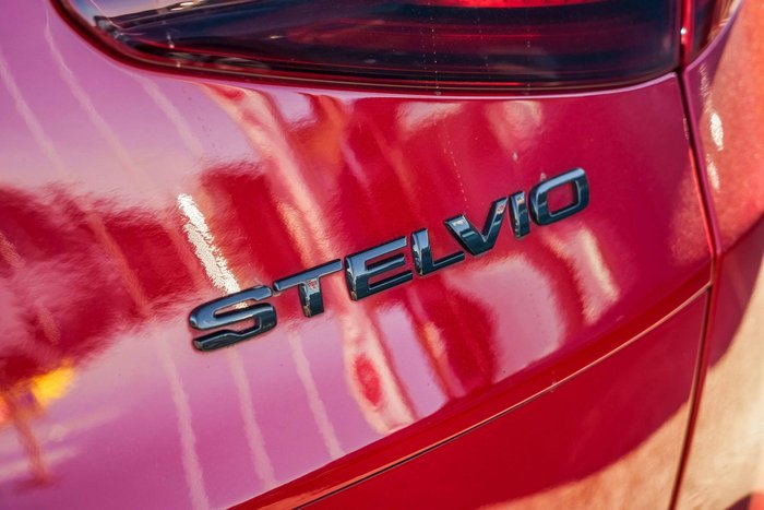 2021 Alfa Romeo Stelvio Veloce