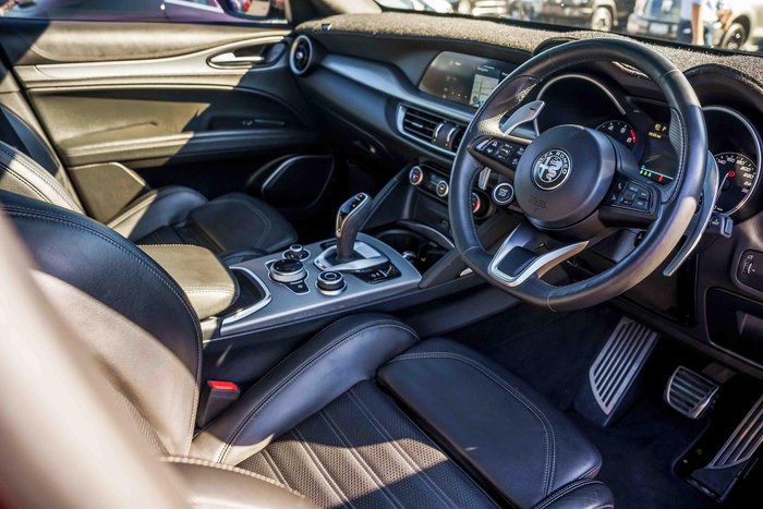 2021 Alfa Romeo Stelvio Veloce