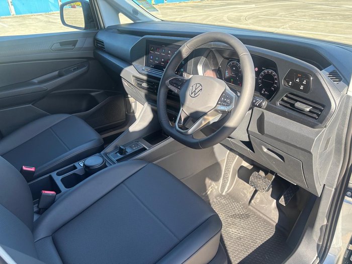 2025 Volkswagen Caddy TSI220