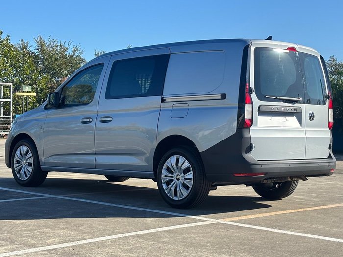 2025 Volkswagen Caddy TSI220