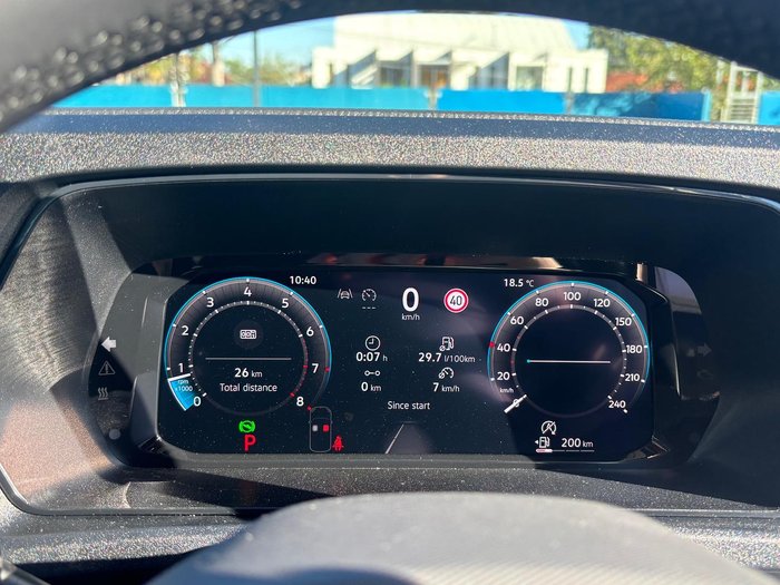 2025 Volkswagen Caddy TSI220